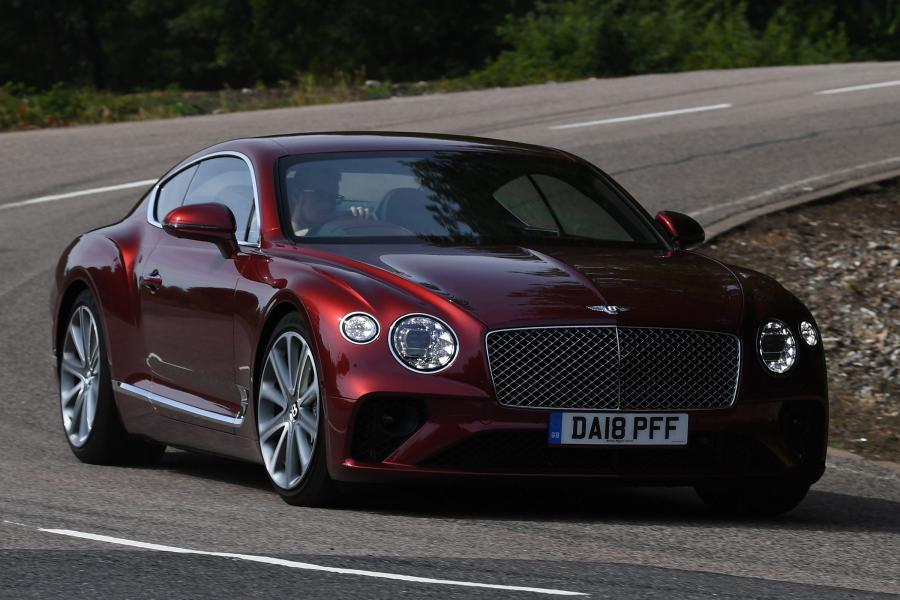  Bentley Continental GT 2018 года  (UK) (фото 30 из 40)